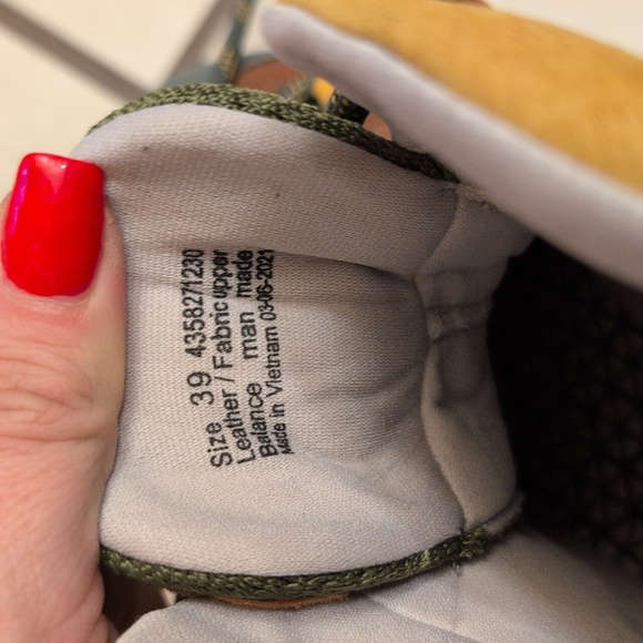 SOLD NEW Dansko Pine Posy Leather Hiking Boot Vibram Sole Size US 8.5 EU 39 - Picture 9 of 12